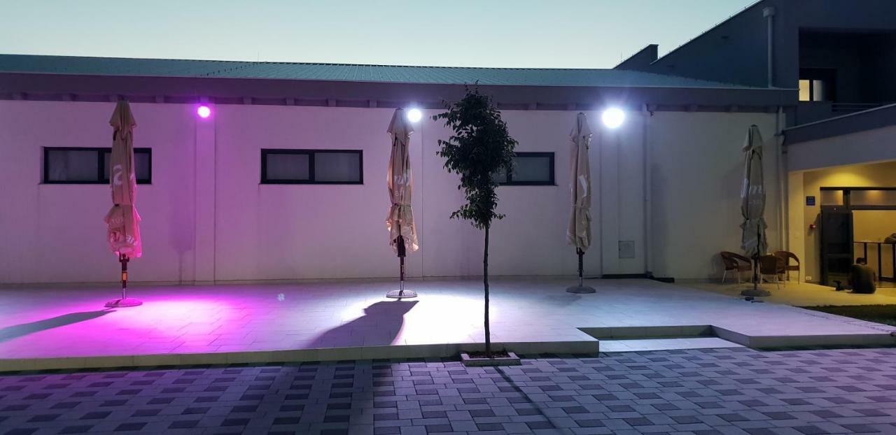 宁 Diamond酒店 外观 照片